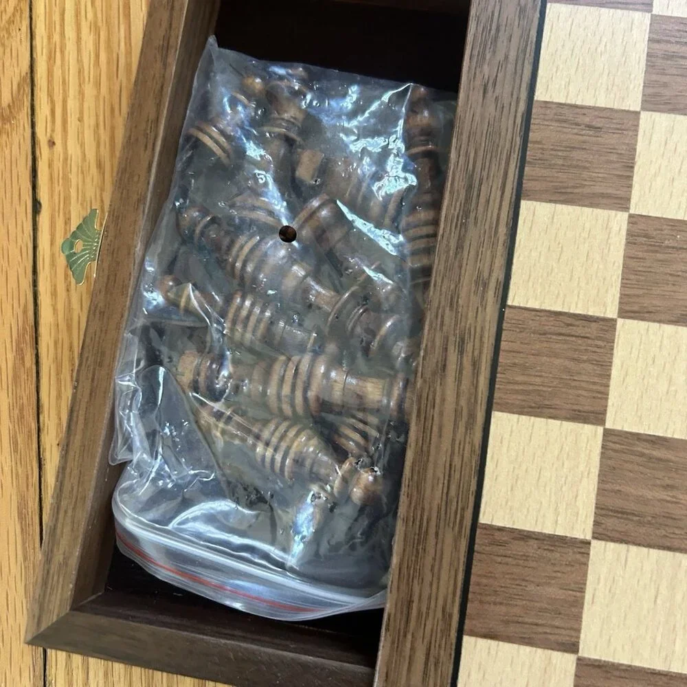 Travel Magnetic Chess Board 10" Game Wooden NWOT Strategy Classic Thinking skill - Picture 9 of 10